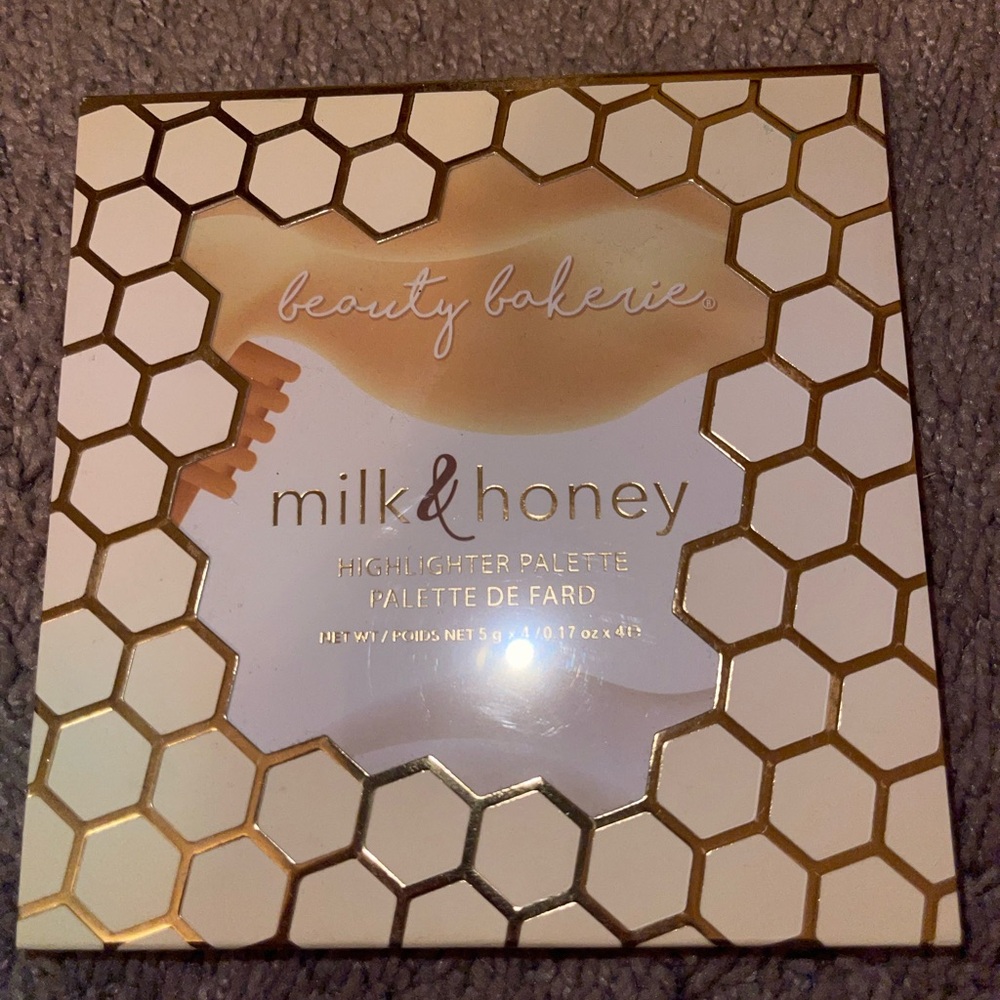 Milk & Honey highlighter palette